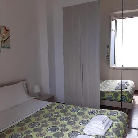 Cinzia Stazione Apartment Corniglia