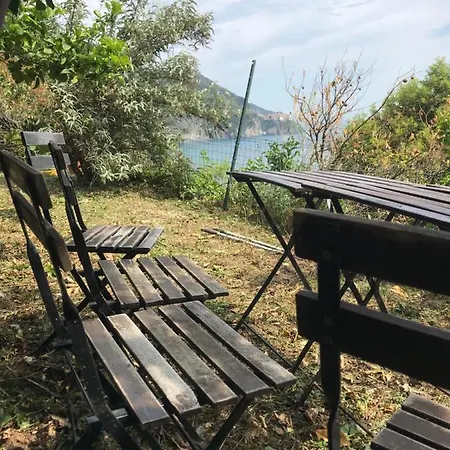 Cinzia Stazione Appartamento Corniglia